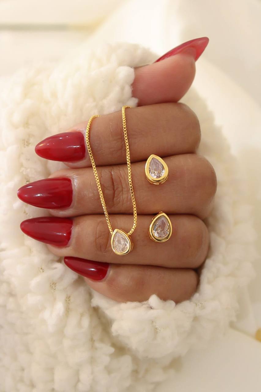Conjunto Gota Crista